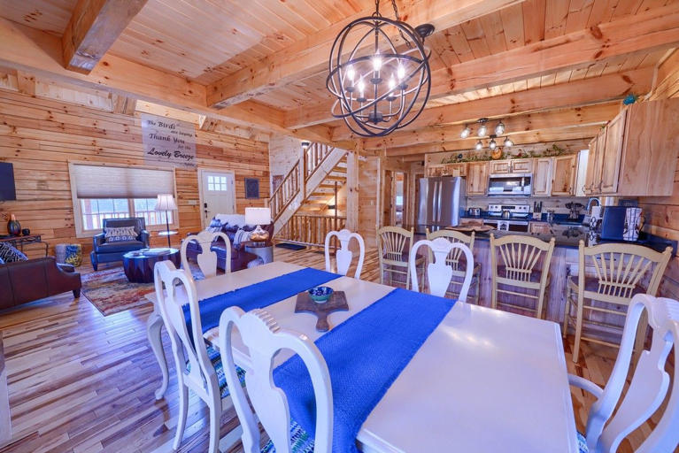 lovely breeze cabin kitchen